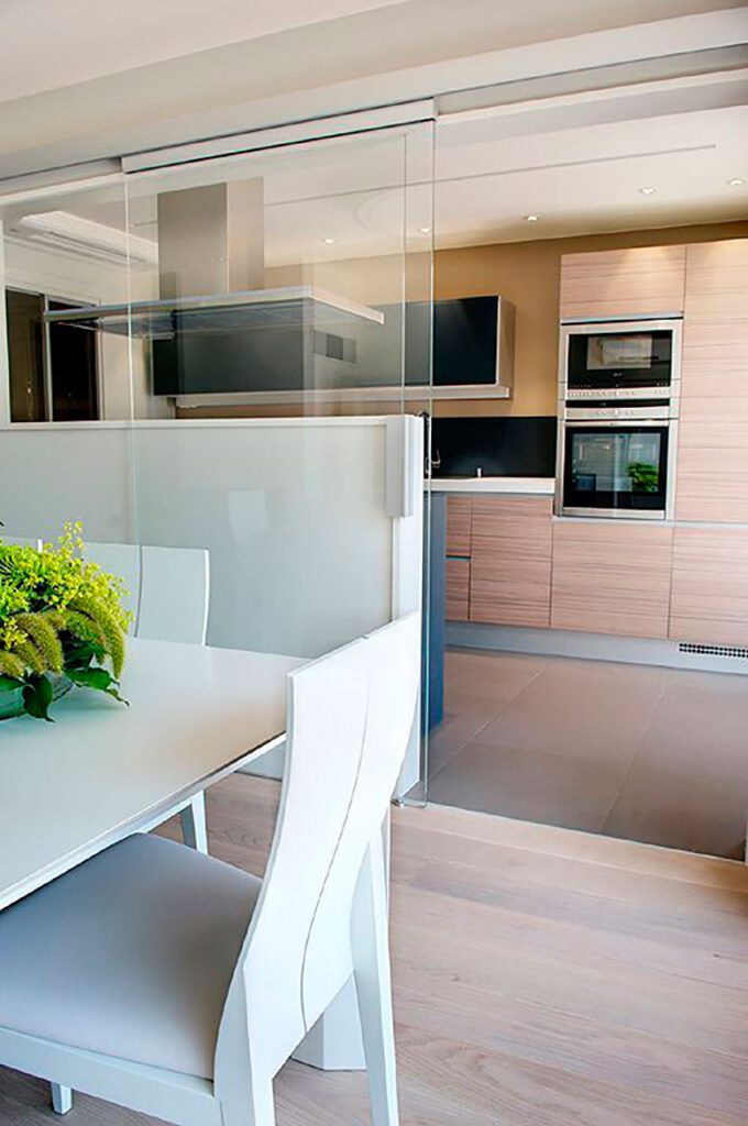 PUERTAS Urbión Baño y Cristal